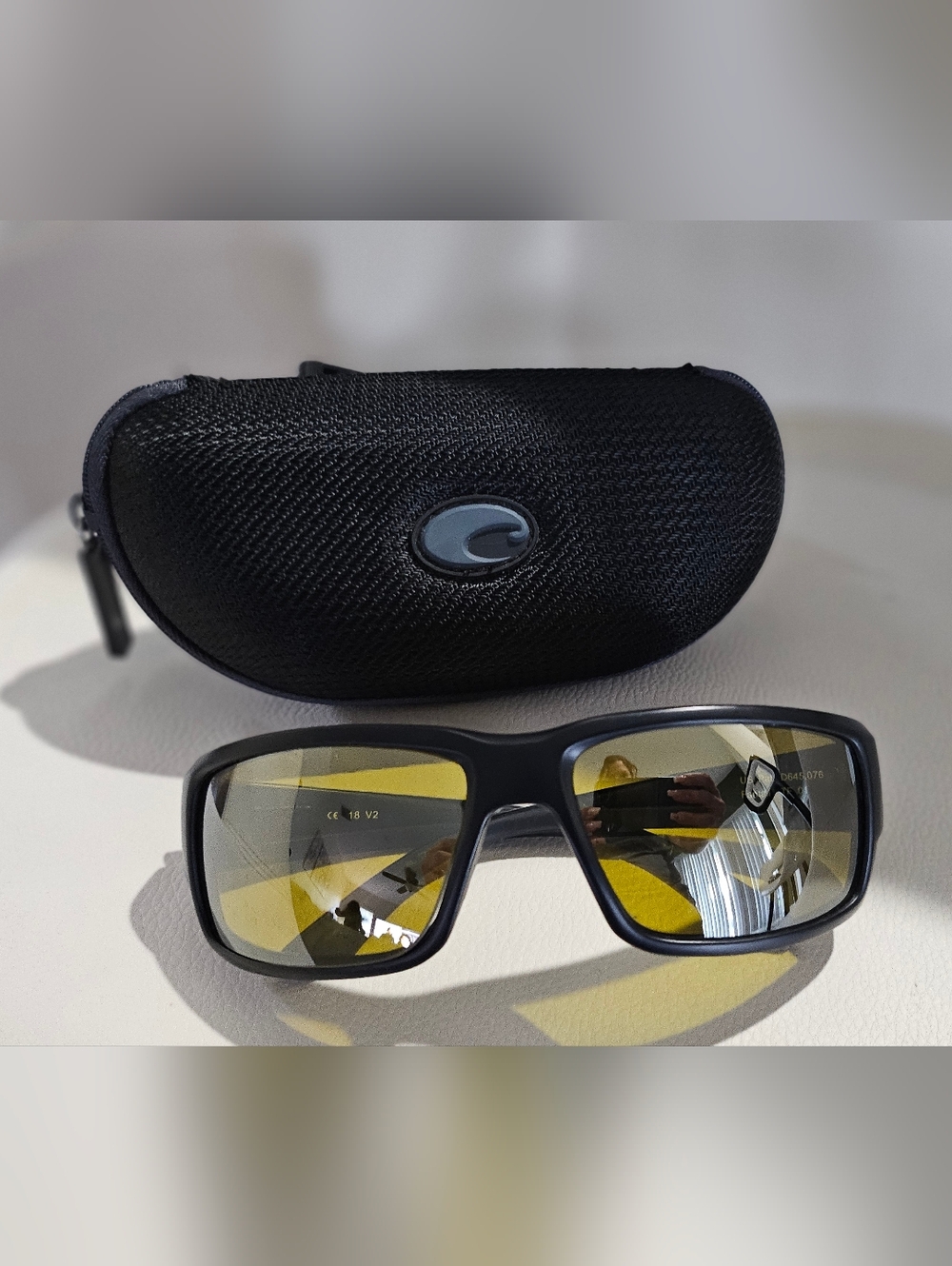 Costa Del Mar Fantail TF01 Matte Black Yellow Amber Lens Sport Sunglasses w Case